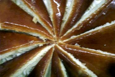 Caramel-topped torte